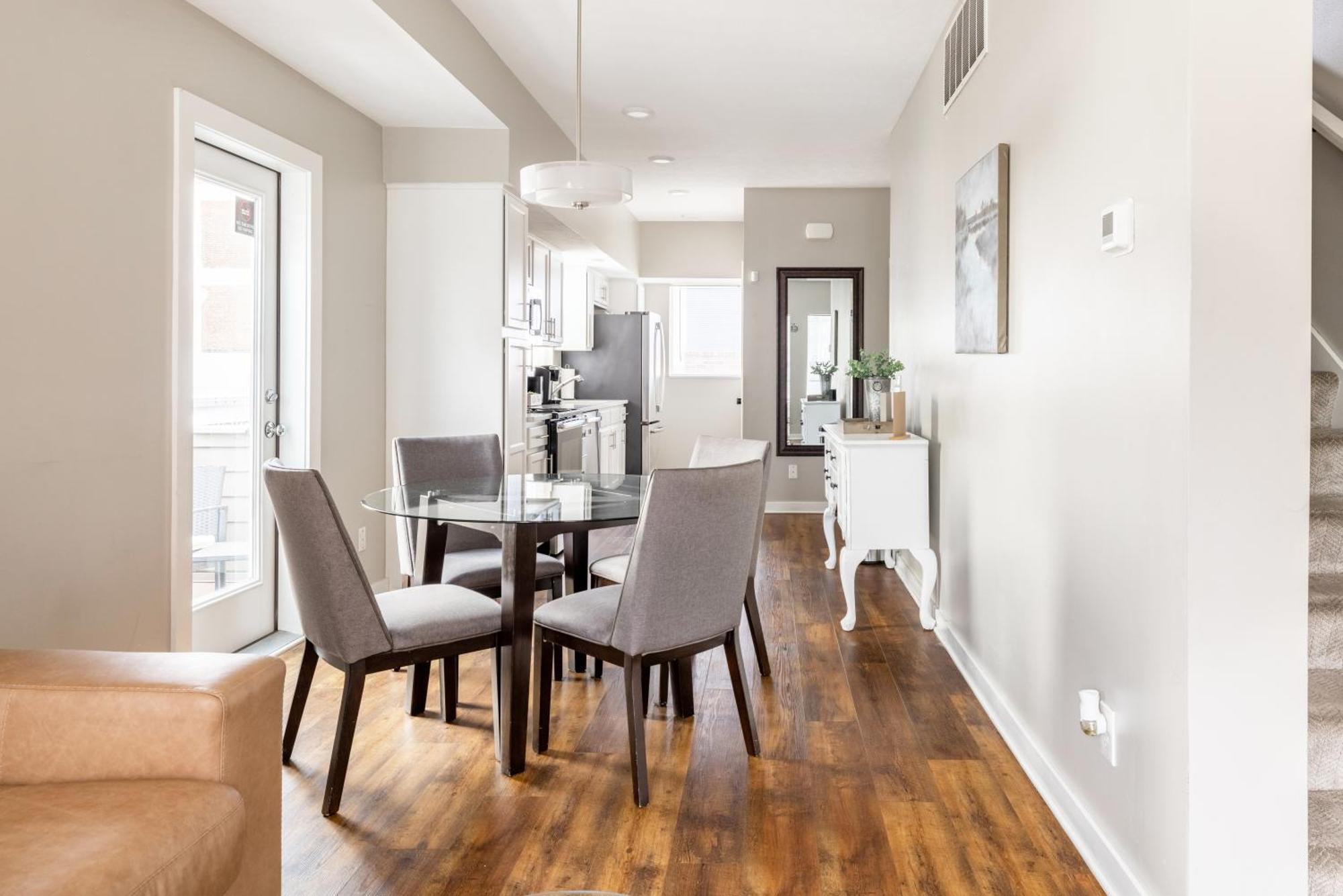 Luxury Downtown Townhome Private Garage Unit 9 Cleveland Exterior foto